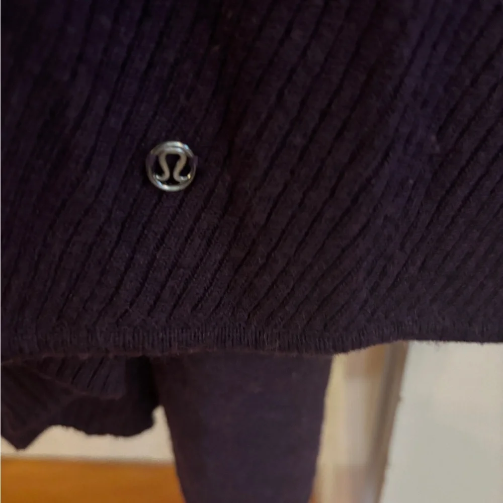 Lululemon Resolution Waterfall Cardigan sweater athleisure, colorful, weekend - Picture 4 of 7